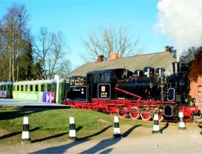 путешествие на автобусе - АЛУКСНЕ - ЗАМОК СТАМЕРИЕНА - ГУЛБЕНЕ (Катание на паровозике)