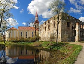 ceļojumi ar autobusu - DIENVIDIGAUNIJAS PILIS UN MUIŽAS